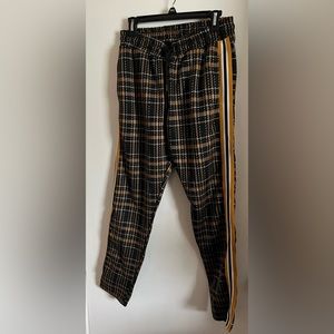 Boohoo man dress joggers